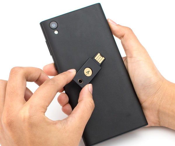 YubiKey 5 NFC